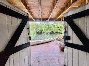 Photo 24- click for photo gallery